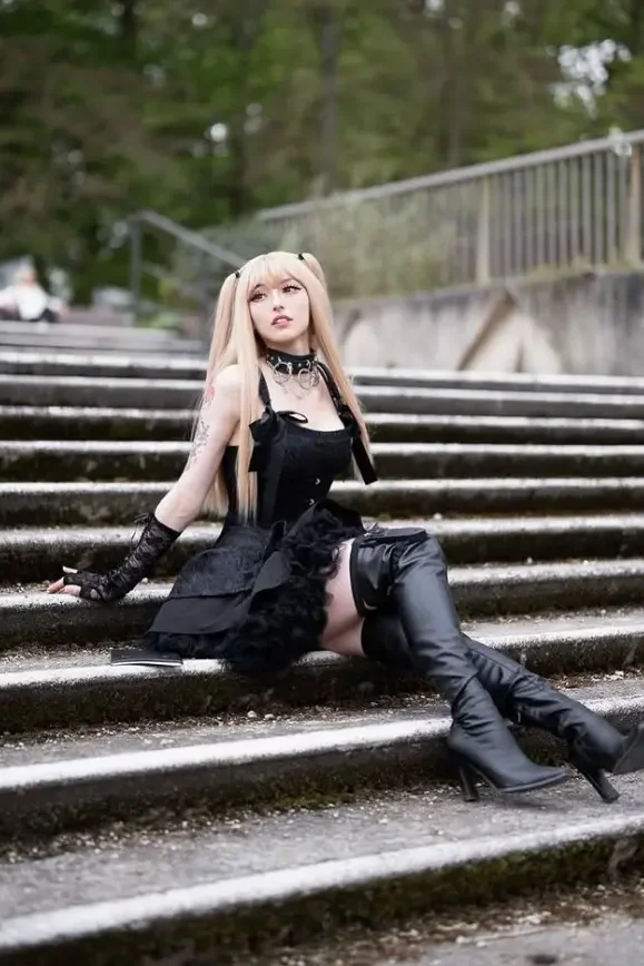 13 Misa Aname Cosplay Edited 1